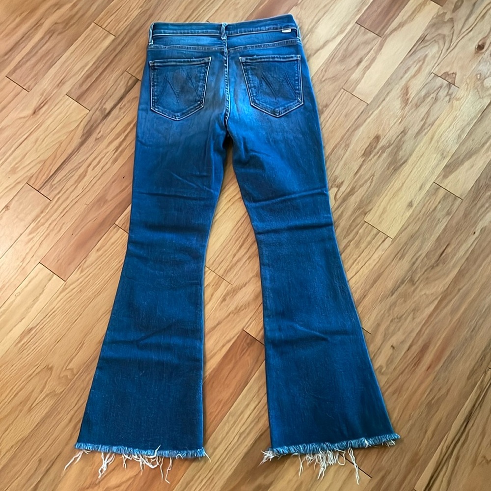 MOTHER Lil Mother Weekender Fray EUC Size 28 - Picture 3 of 7